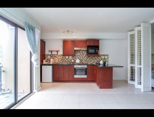 1 BEDROOM APARTMENT RENTED IN WYNBERG UPPER